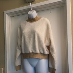 Fabletics fuzzy sweatshirt 